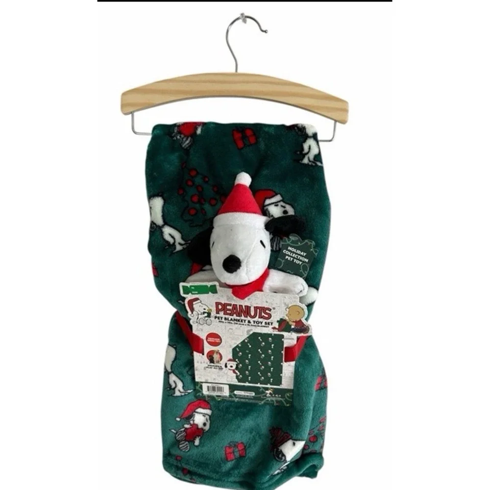 Peanuts‎ Snoopy Pet Blanket & Toy Set Holiday Green 40x30 NWT New Christmas